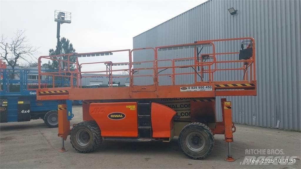 JLG 3394RT Ножничные подъемники