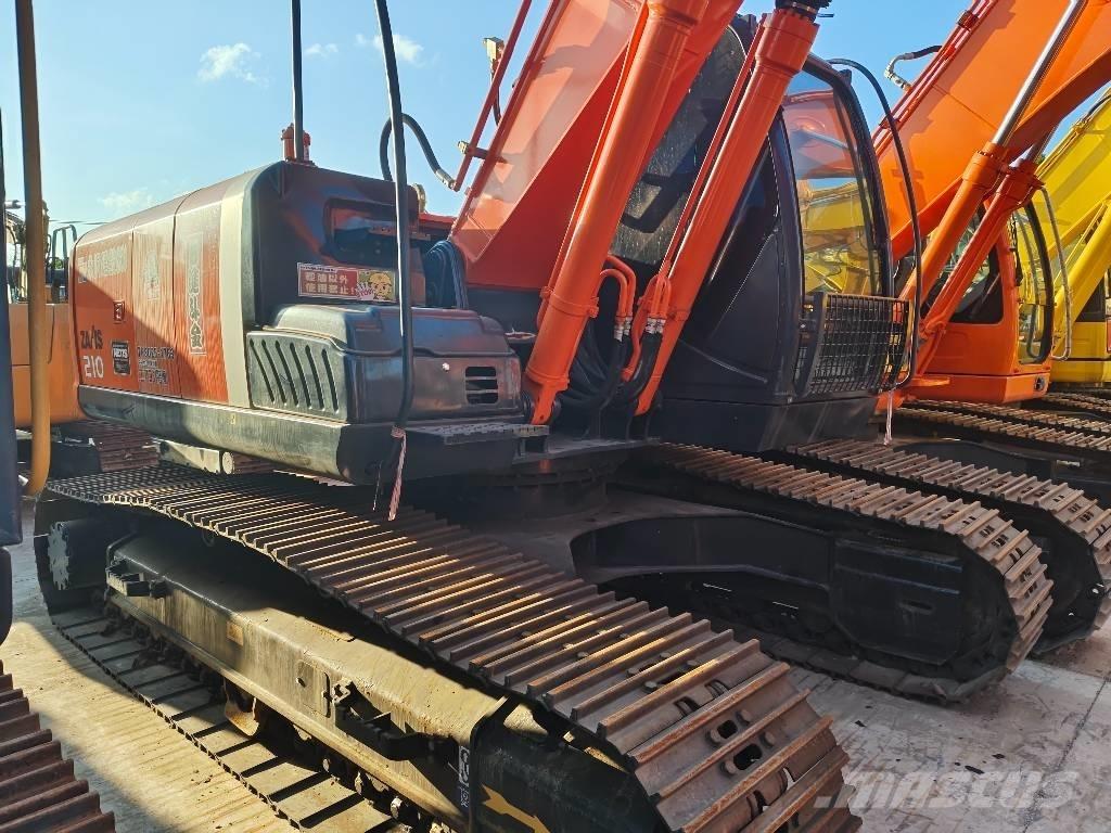 Hitachi ZX 210 Гусеничные экскаваторы