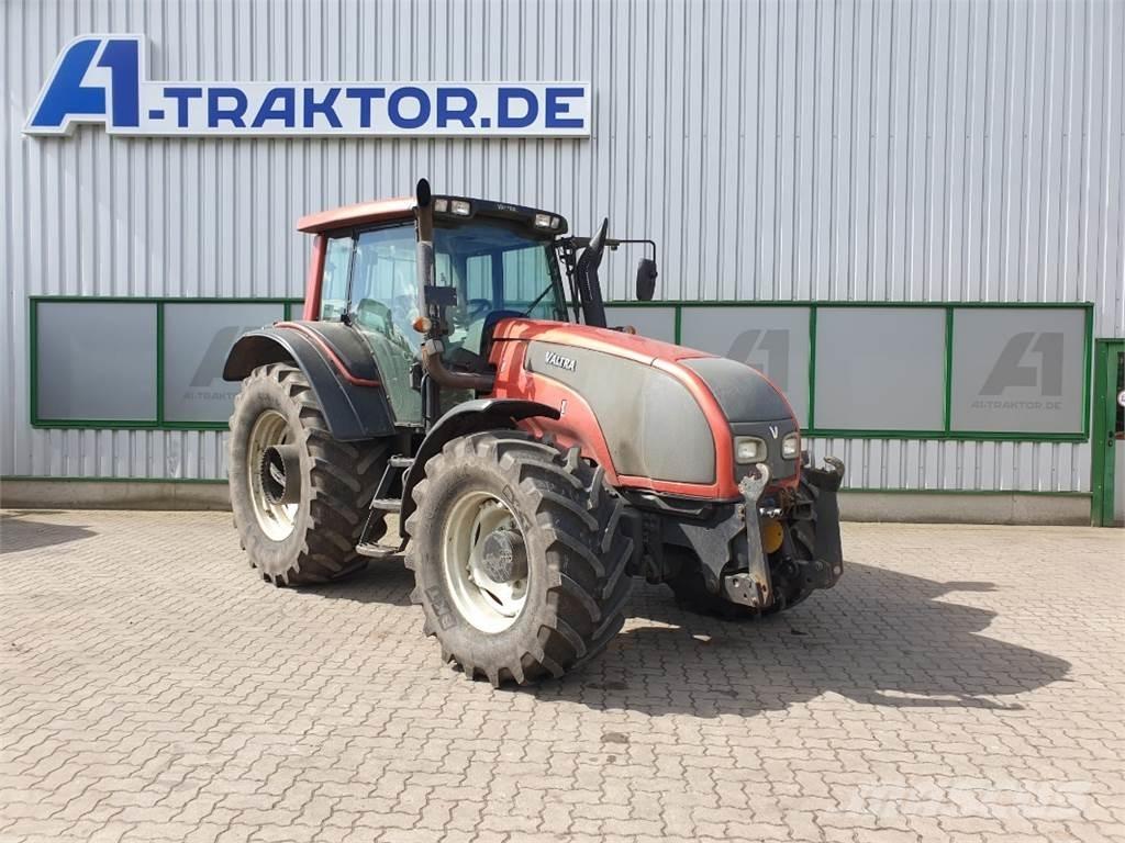 Valtra T151 Трактора