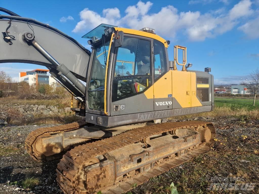 Volvo 220E Гусеничные экскаваторы