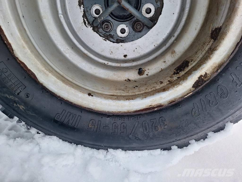 Avant 745 Многофункциональные сельскохозяйственные погрузчики