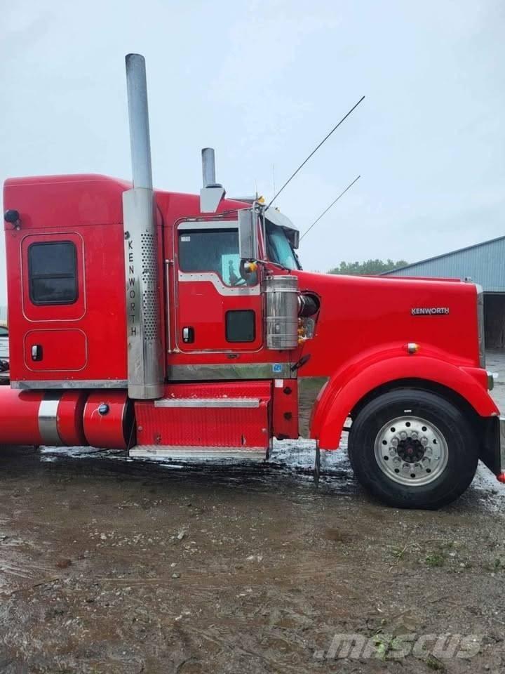 Kenworth W 900 L Седельные тягачи
