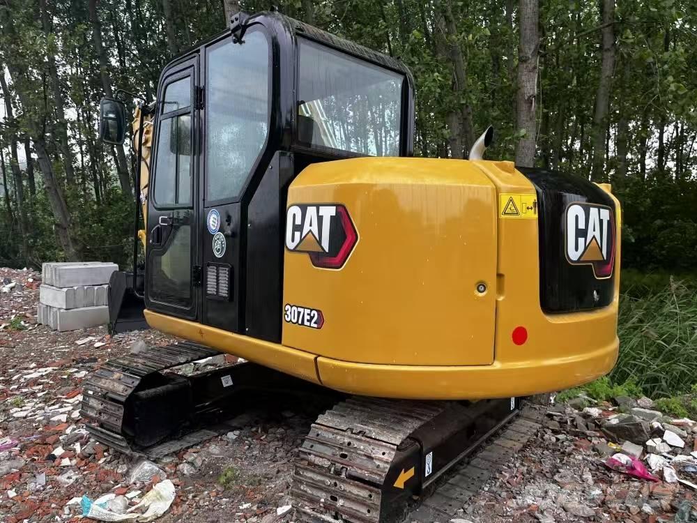 CAT 307 E2 Малые экскаваторы 7т-12т