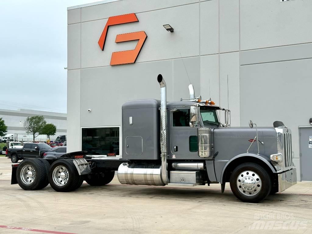 Peterbilt 389 Седельные тягачи