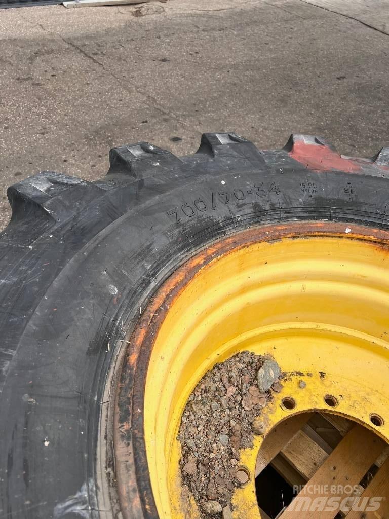 Nokian 700/70-34 Шины и колёса