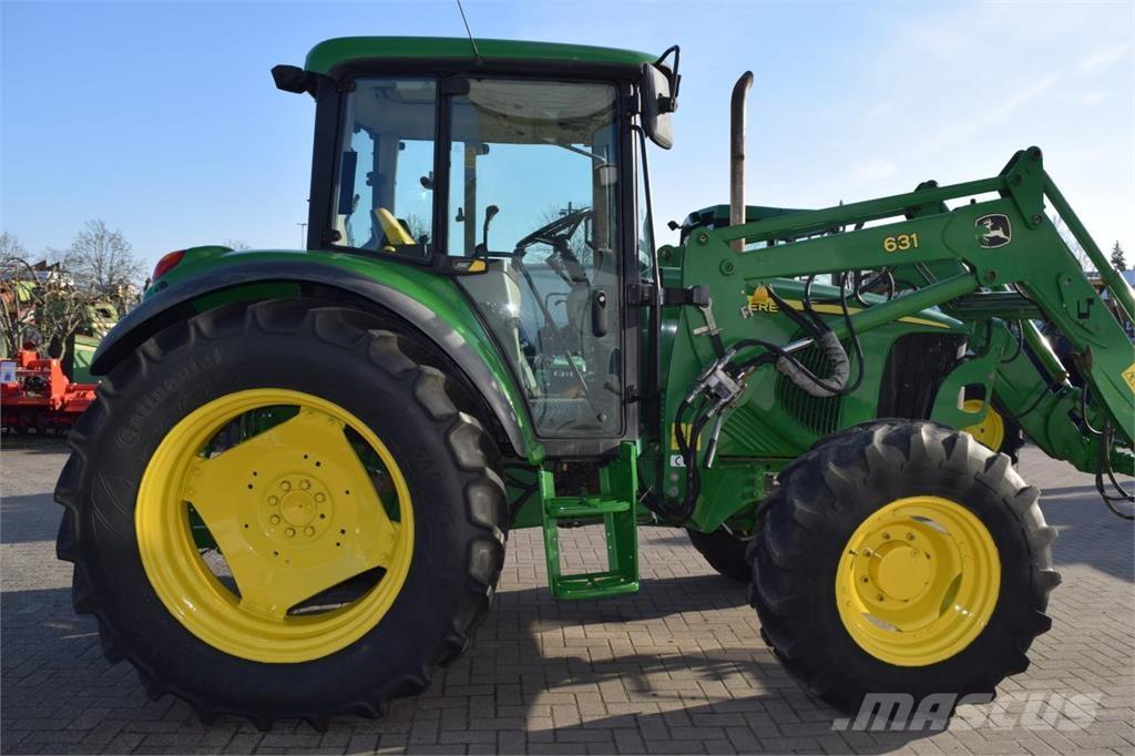 John Deere 6220 Трактора