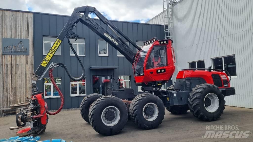 Komatsu 951 Харвестеры