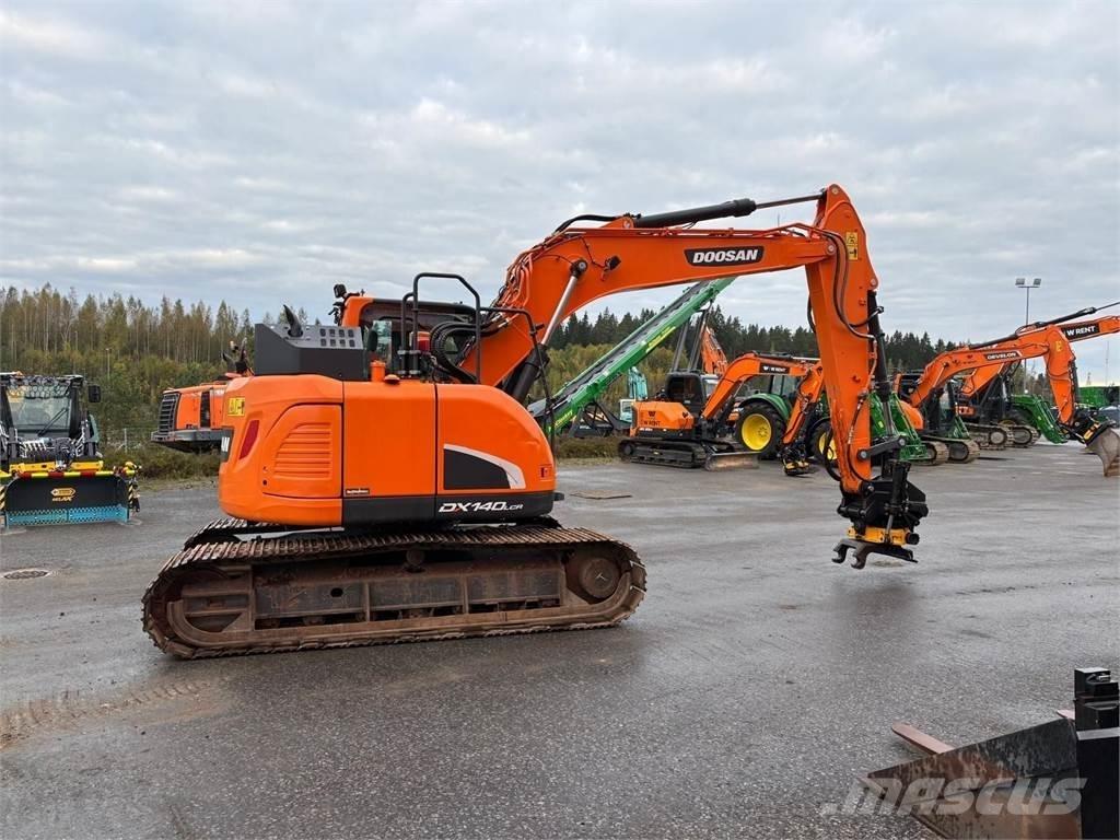 Doosan DX140LCR-5 Гусеничные экскаваторы