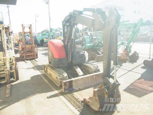 Komatsu PC30UU-3 Мини-экскаваторы