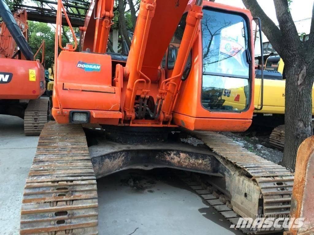 Doosan 220-7 Гусеничные экскаваторы