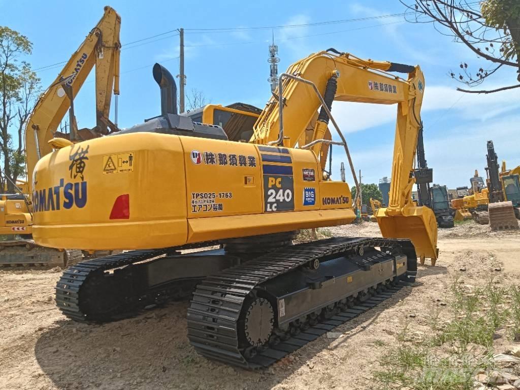 Komatsu PC 240 Гусеничные экскаваторы