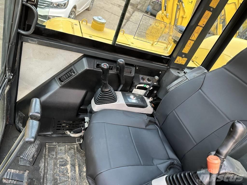 Komatsu PC56-7 Мини-экскаваторы