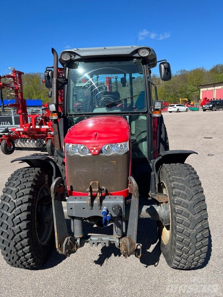 Massey Ferguson 3650 Трактора