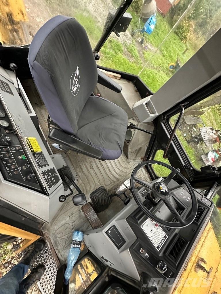 CAT 416B Экскаваторы-погрузчики