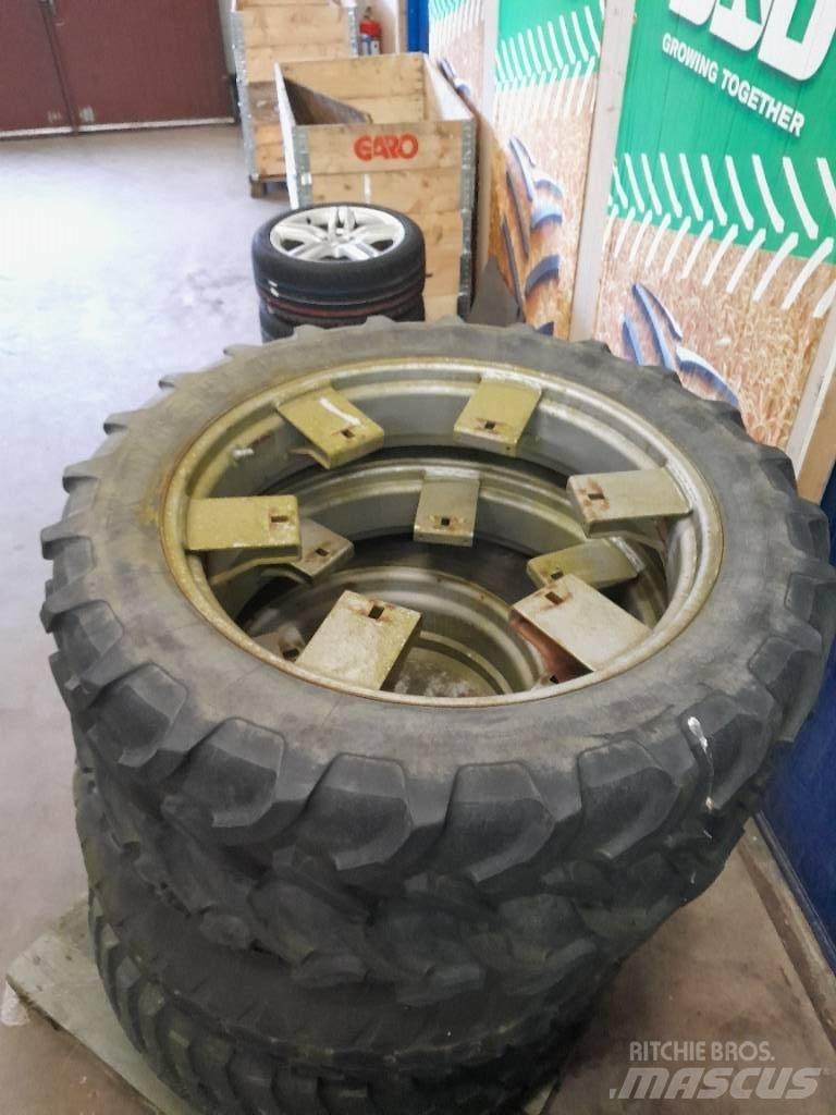 Michelin 9,5-32 Шины и колёса