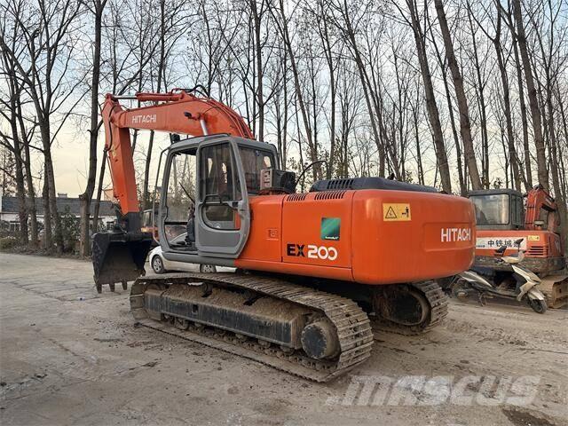 Hitachi EX200 Гусеничные экскаваторы