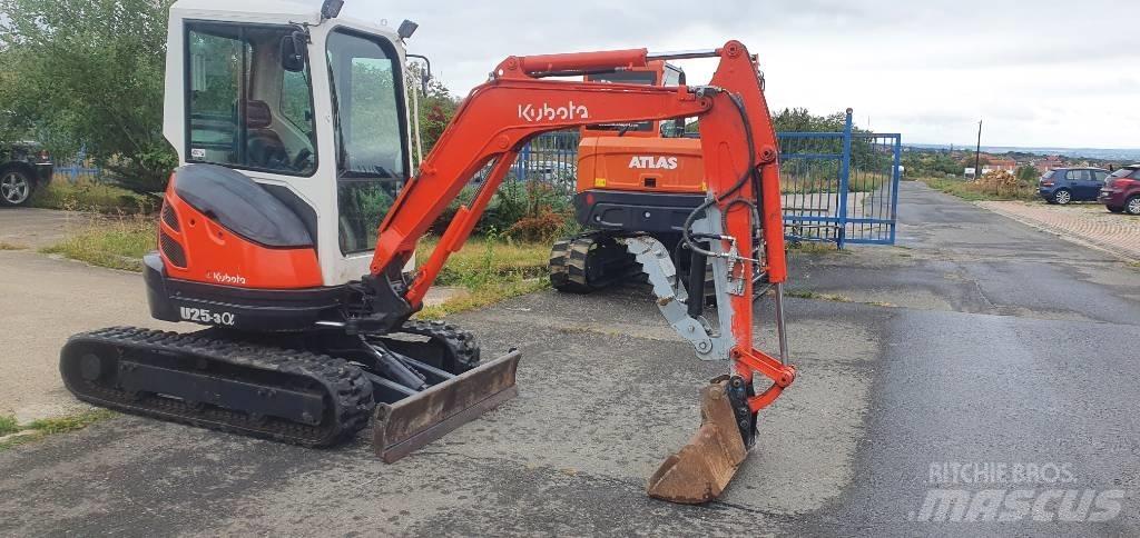 Kubota U 25-3 Мини-экскаваторы