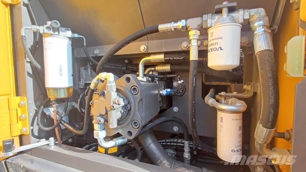 Volvo EC 220 ENL Гусеничные экскаваторы