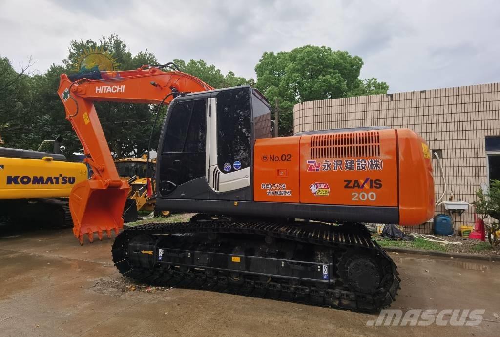 Hitachi ZX 200 Гусеничные экскаваторы