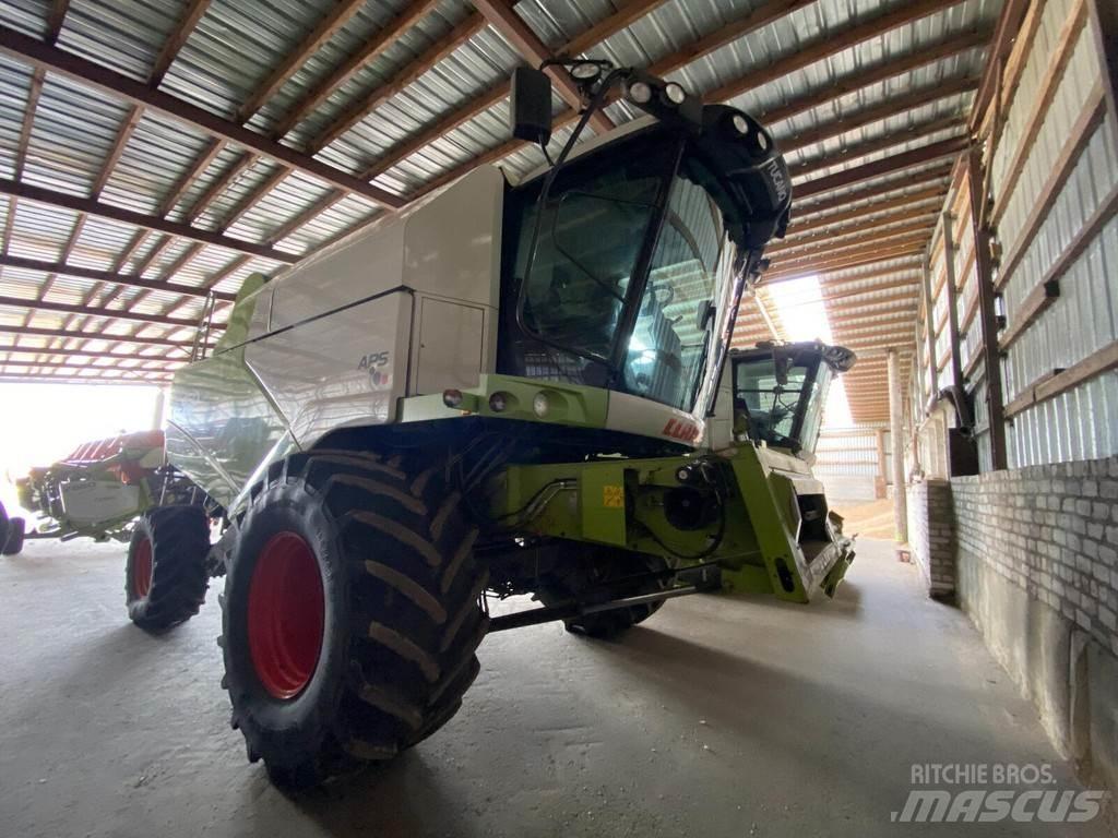 CLAAS Tucano 450 Зерноуборочные комбайны