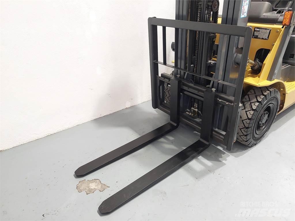 CAT DP18NTD Дизельные погрузчики
