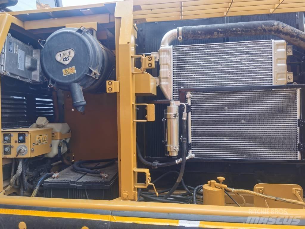 CAT 320 D Гусеничные экскаваторы