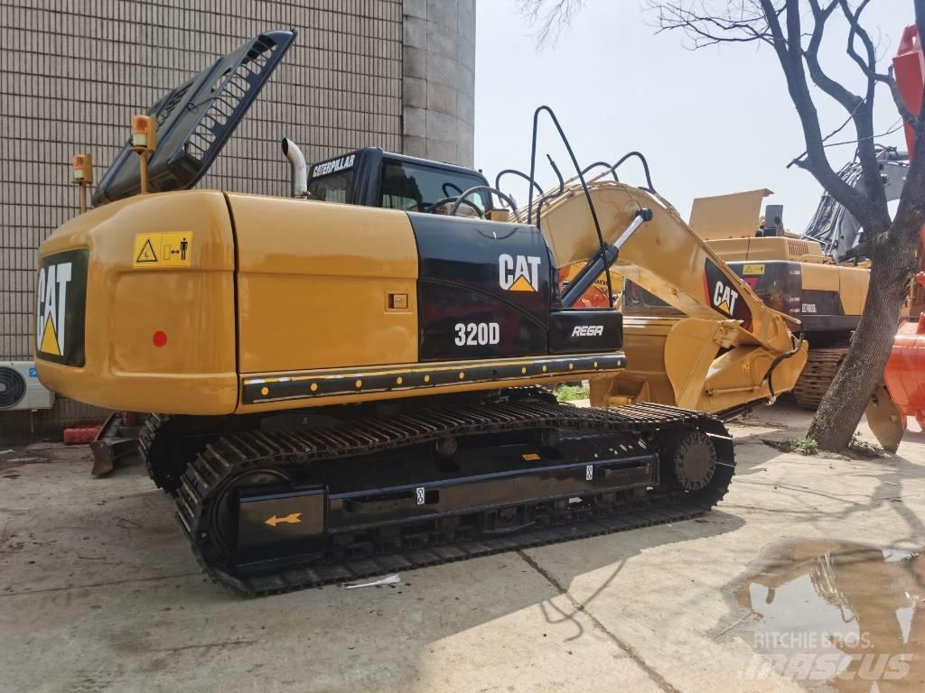 CAT 320 D Гусеничные экскаваторы