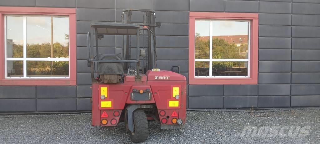 Moffett M5 25.3 NX Дизельные погрузчики