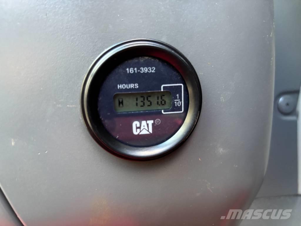CAT 329 D Гусеничные экскаваторы