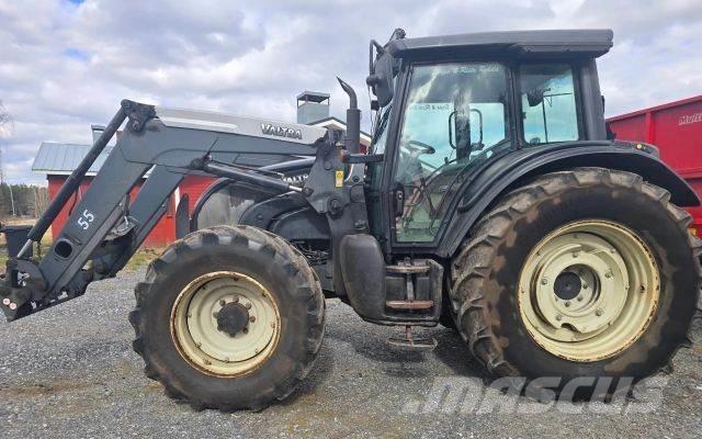 Valtra N141 HiTech Трактора