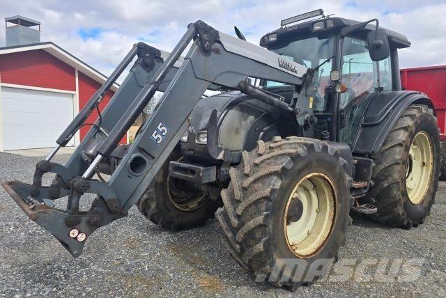 Valtra N141 HiTech Трактора