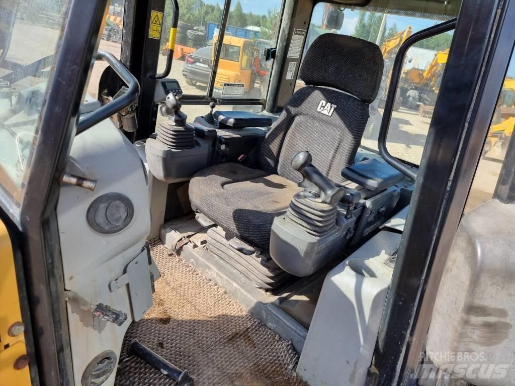 CAT D 6 K LGP Гусеничные бульдозеры