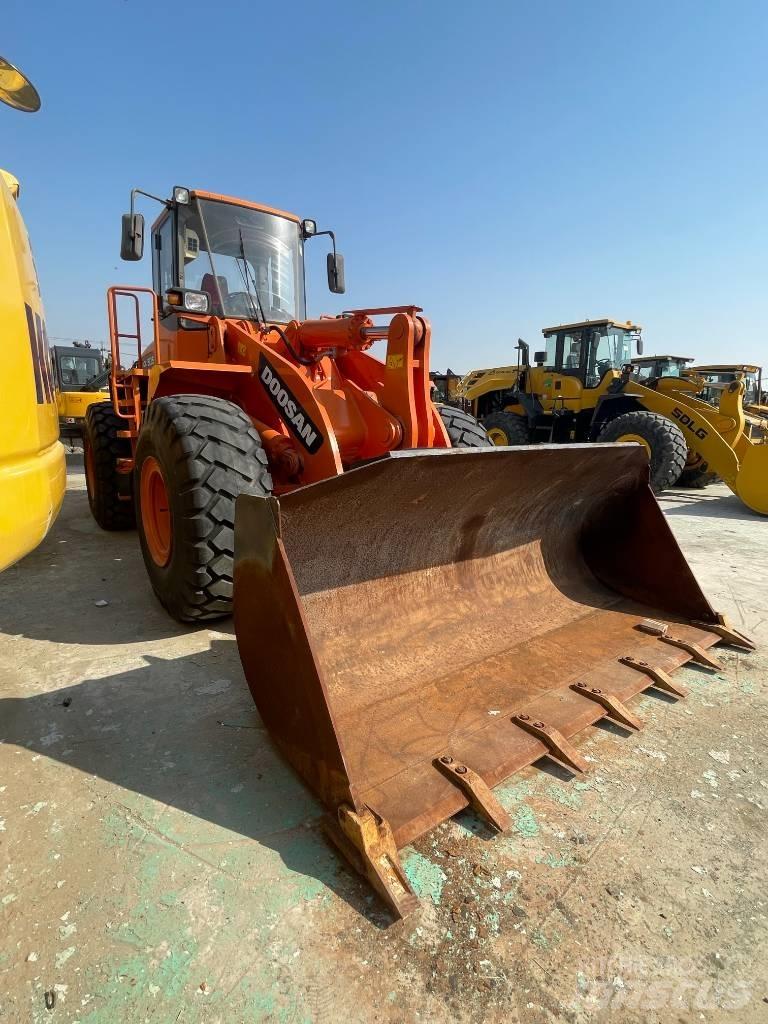 Doosan DL 505 Фронтальные погрузчики
