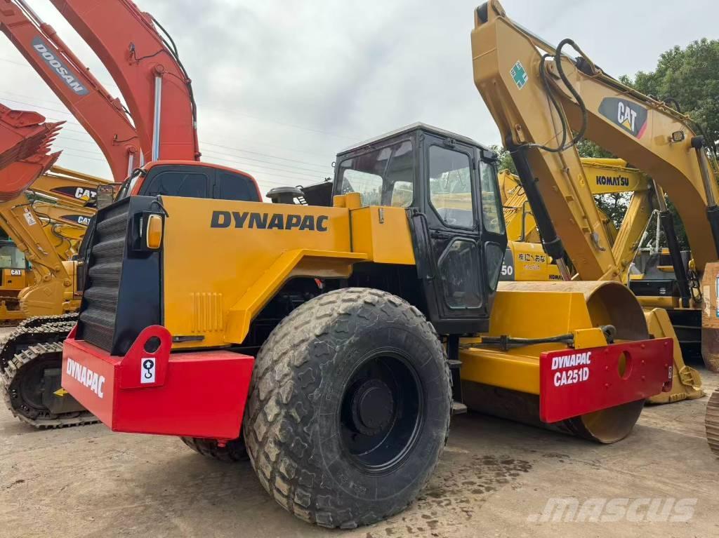 Dynapac CA 251 D Грунтовые катки