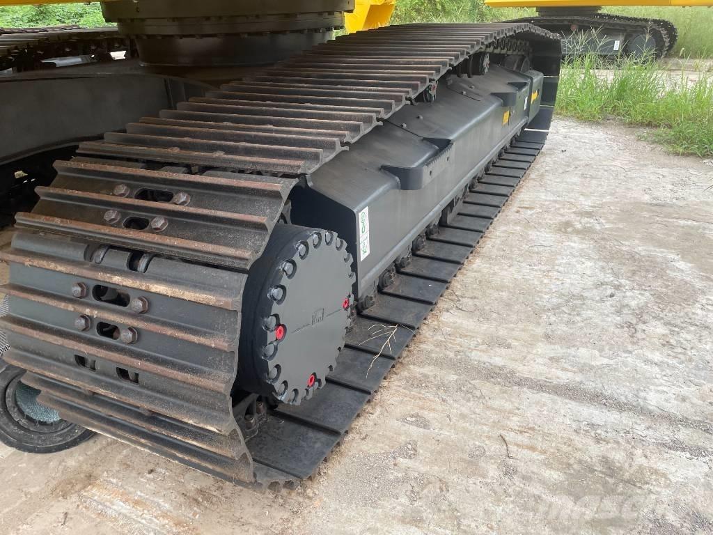 Komatsu PC 220 Гусеничные экскаваторы