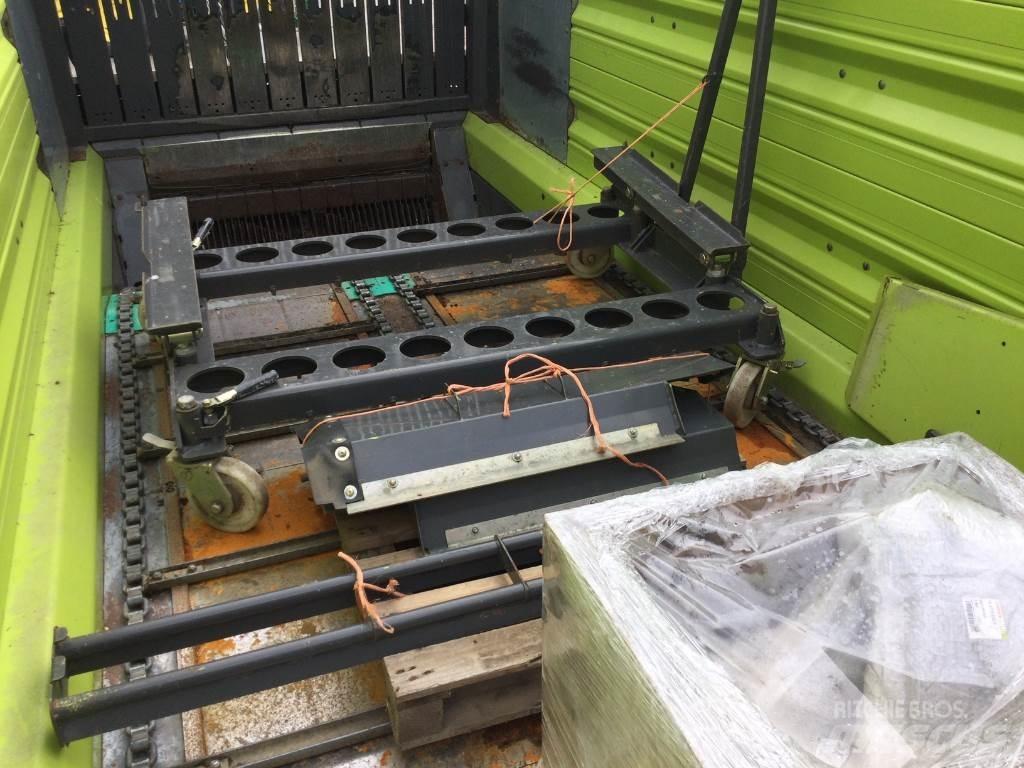 CLAAS 9400 Прицепы перегрузчики зерна