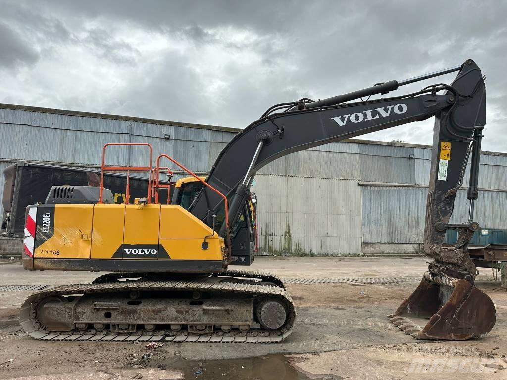 Volvo EC 220 E L Гусеничные экскаваторы