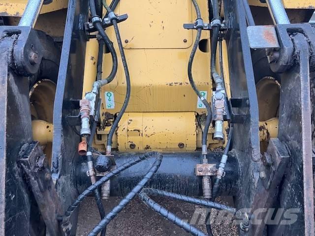 CAT IT 14 G Фронтальные погрузчики