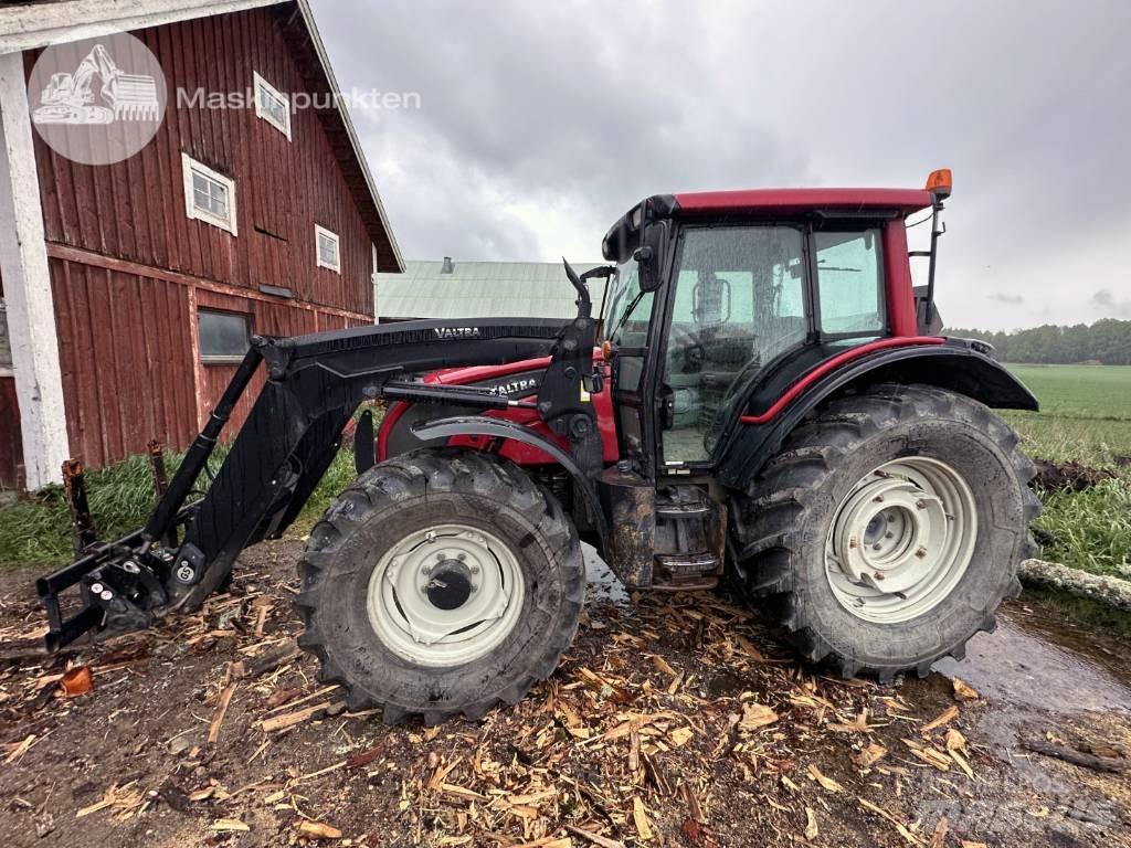 Valtra N 121 Трактора