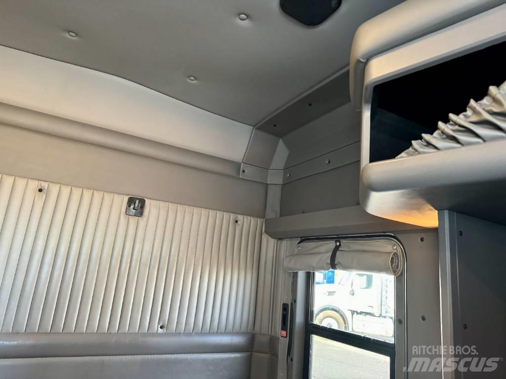 Kenworth T800 Седельные тягачи