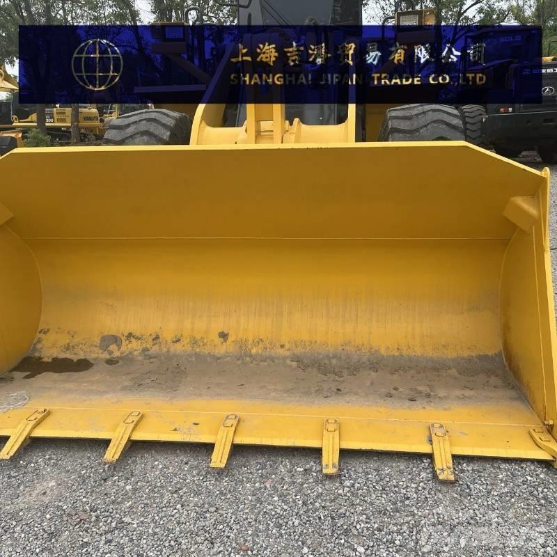 Komatsu WA 380 Фронтальные погрузчики
