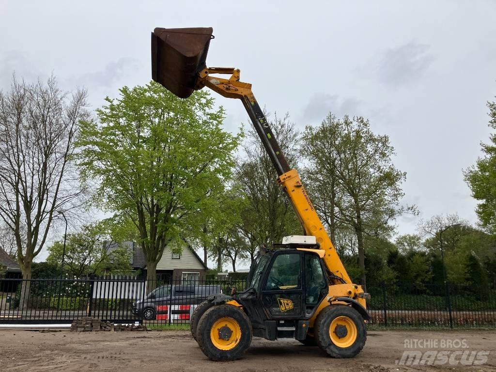 JCB 541-70 Телескопические погрузчики