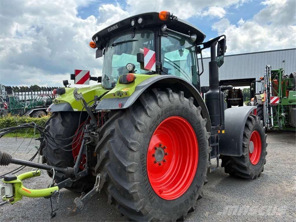 CLAAS ARION 650 Трактора