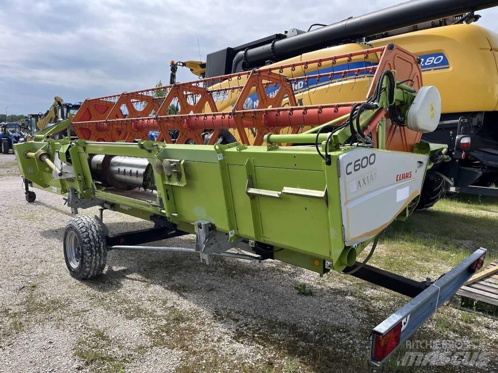 CLAAS Tucano 440 Зерноуборочные комбайны