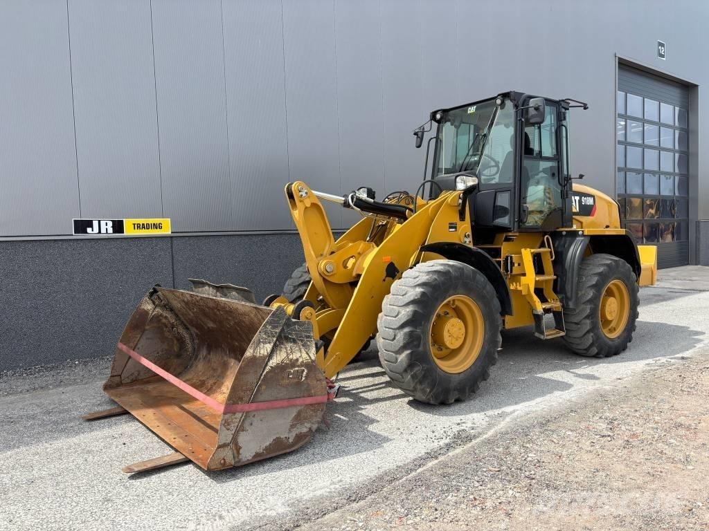 CAT 918 M Фронтальные погрузчики