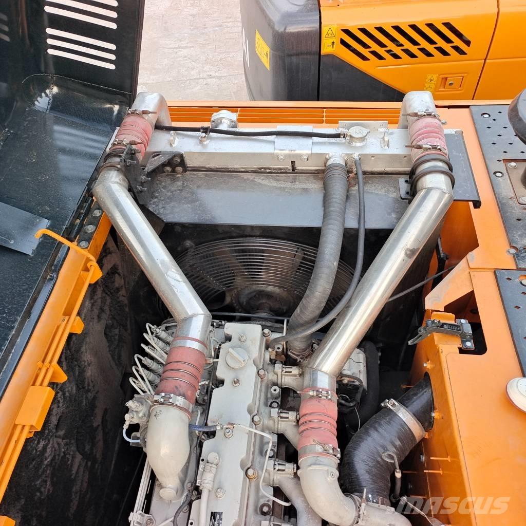 Hyundai 305LC-9 Гусеничные экскаваторы