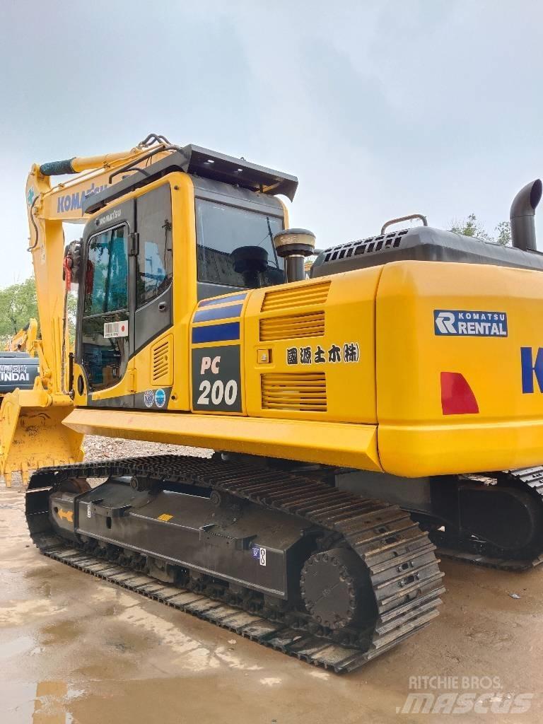 Komatsu PC200-8 Гусеничные экскаваторы