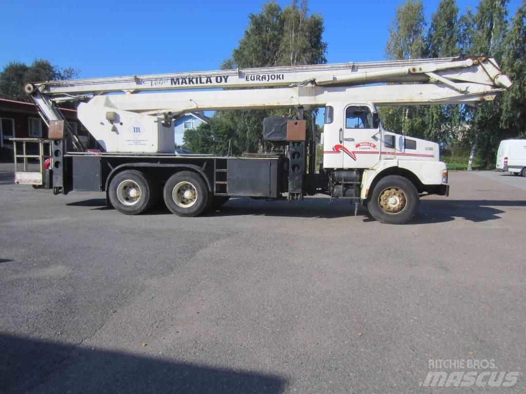 Volvo N 7 6X2 4600 Автомобильные краны
