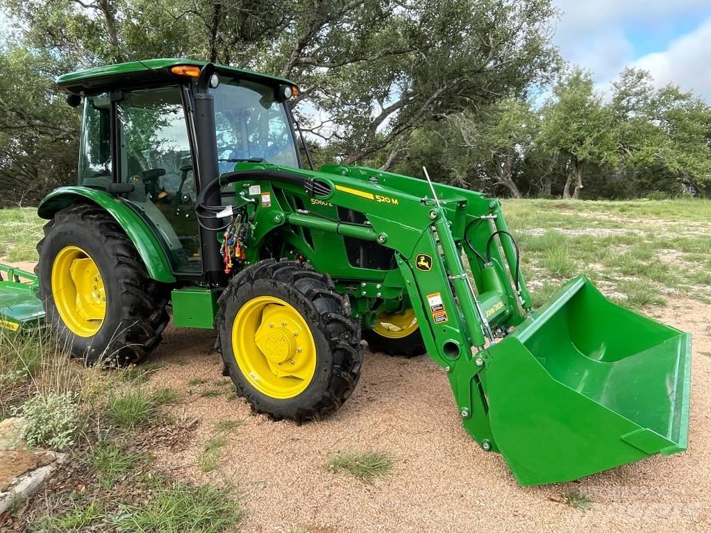 John Deere 5060E Коммунальные тракторы