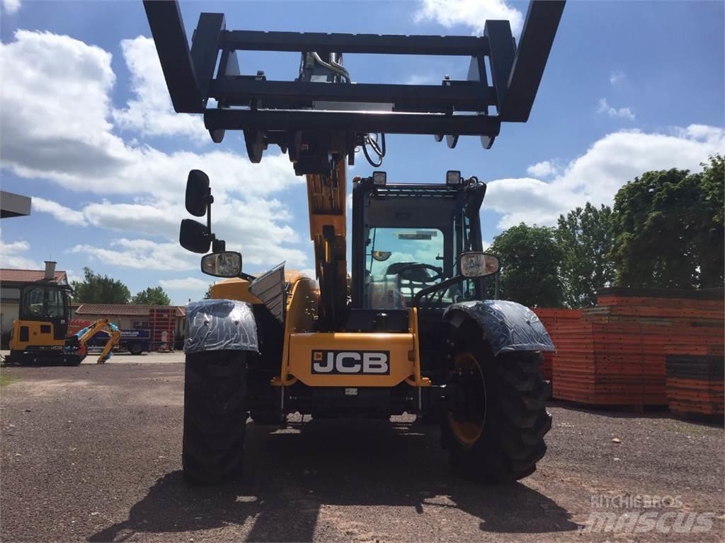 JCB 525-60 Телескопические погрузчики